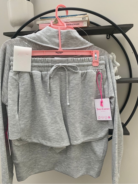 Juicy Couture Other - Juicy Couture Women’s Gray Cozy Sweatshirt &Shorts Set